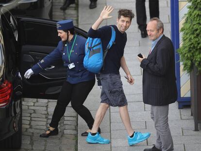 Sam Altman, presidente de Y Combinator a su llegada a  Dresde para asistir a una conferencia del Bilderberg Group.