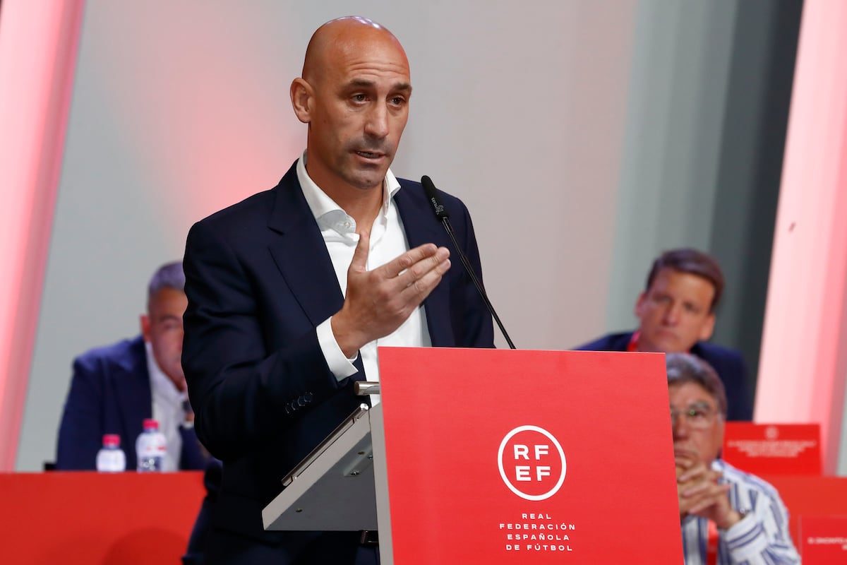Luis Rubiales se atrinchera: “No voy a dimitir” | Fútbol | Deportes | EL PAÍS