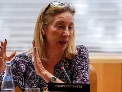 Carmen Plata, ex-directora Gerente de la Fundaci&oacute;n Arpegio, comparece en la comisi&oacute;n de investigaci&oacute;n.
 
 