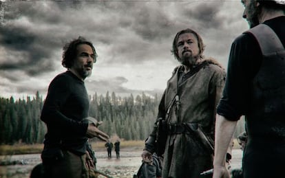 Alejandro González Iñárritu e Leonardo DiCaprio na filmagem de 'O Regresso' em Calgary.