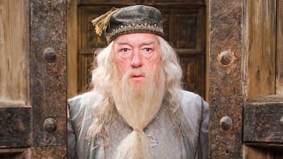 Michael Gambon, en la piel de Dumbledore, en un fotograma de una de las películas de 'Harry Potter'.