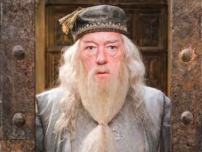 Michael Gambon, en la piel de Dumbledore, en un fotograma de una de las películas de 'Harry Potter'.