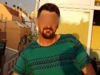 El presunto asesino de la cirujana se identificó ante los agentes que le detuvieron. Se había cortado el pelo y dejado perilla