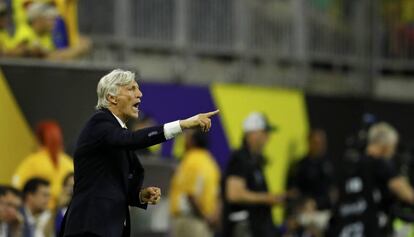 José Pékerman, durante un partido en la Copa América Centenario.