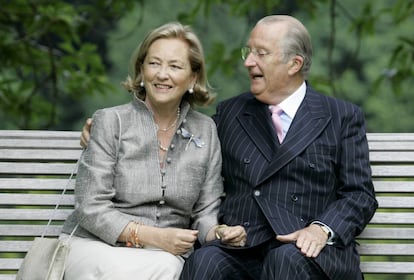 Paola y Alberto de Bélgica, en el Palacio Real de Laeken, en 2008.