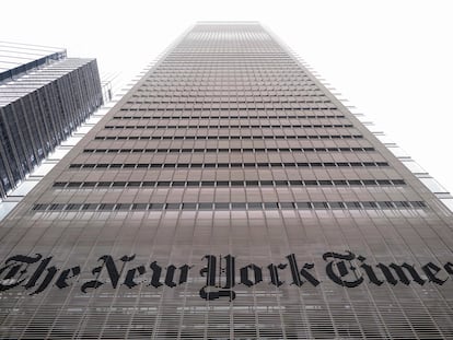 Una columna de Kevin Roose, periodista de tecnología del New York Times, ha sido el primer artículo vendido por el periódico en NFT.
