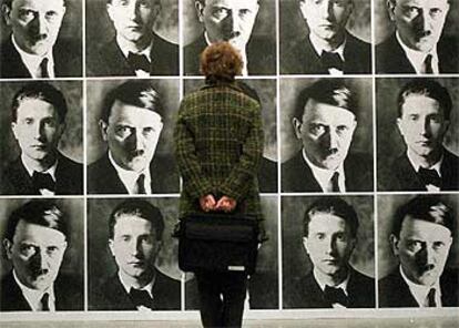 <i>Zugzwang</i> (1995), de Rudolf Herz, con retratos de Hitler y Duchamp.