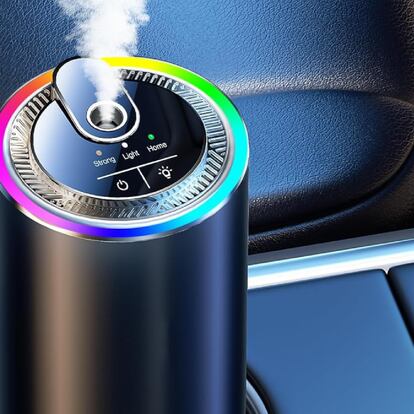 Artículo de EL PAÍS Escaparate que describe el mejor ambientador inteligente para el coche del mercado