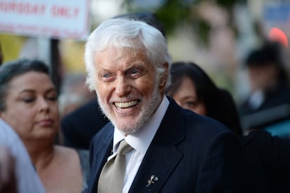 El actor Dick Van Dyke, en California en junio de 2019.