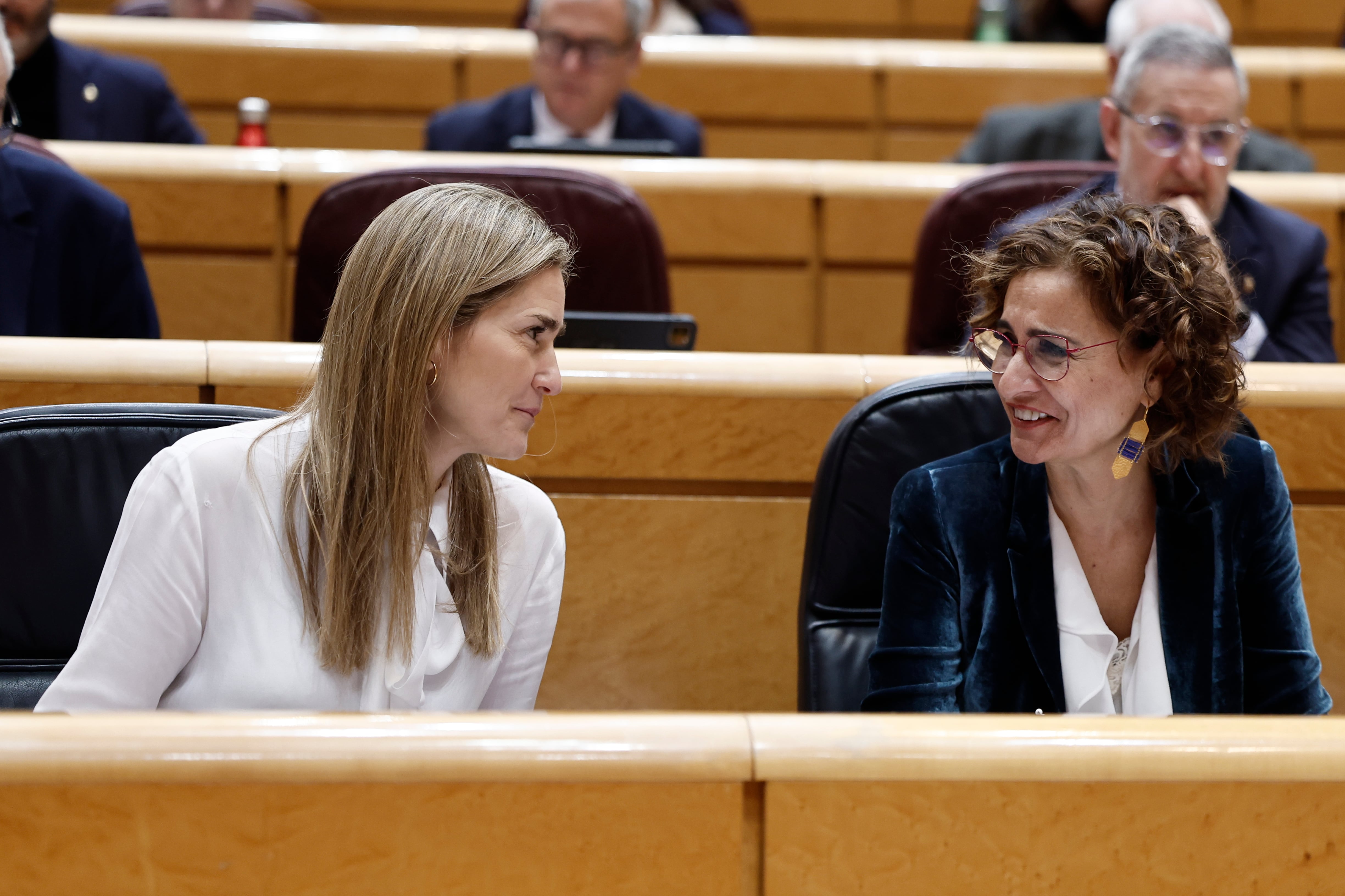 Las eléctricas piden que se elimine en España el impuesto del 7% a la generación que acaba de derogar Portugal