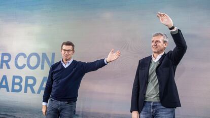 El líder del PP, Alberto Núñez Feijóo, y el presidente de la Xunta, Alfonso Rueda, este domingo, en la reunión interparlamentaria de los populares en Ourense.