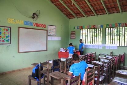 Escola prim&aacute;ria em Oriximin&aacute;, no Par&aacute;.