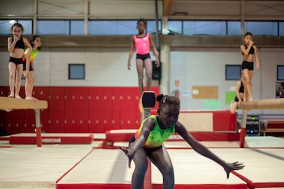 Entrenamientos en el Club de Gimnasia Artística de Pozuelo.