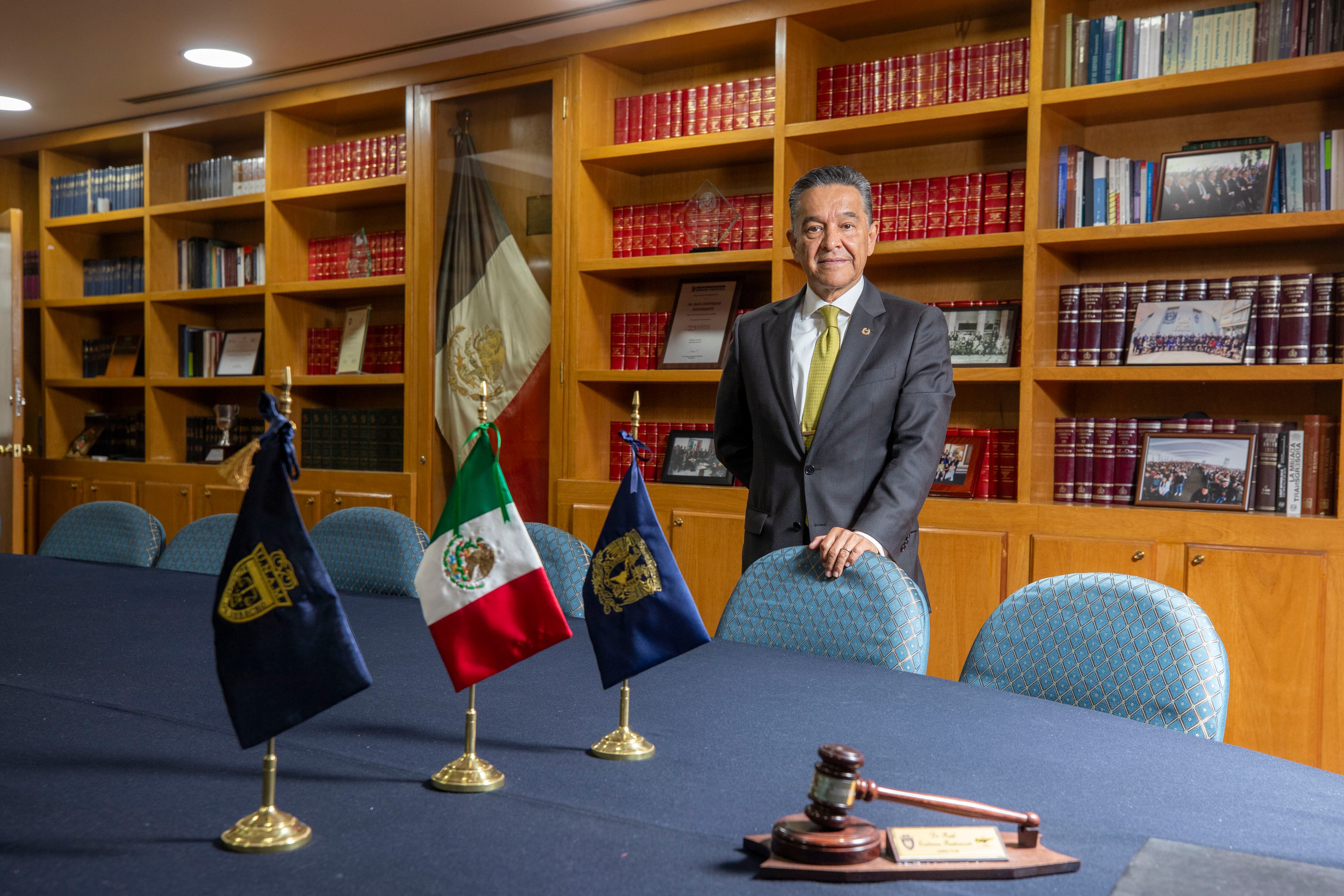 Raúl Contreras Bustamante, aspirante a rector de la UNAM.