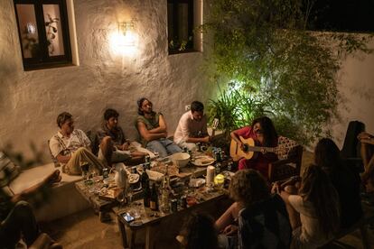 Concierto íntimo de Silvana Estrada, compositora y cantautora mexicana, el viernes en Ibiza.