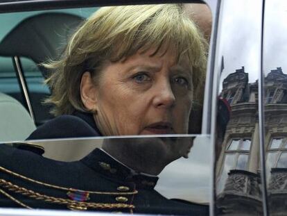 La canciller alemana, Angela Merkel, antes de reunirse con su homólogo francés, Francois Hollande.