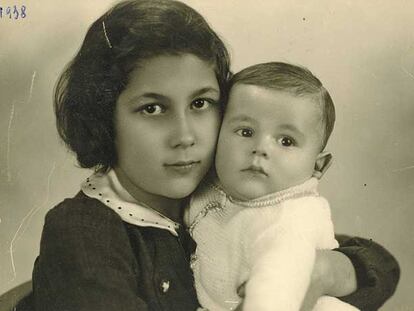 Rutka Laskier, cuando tenía ocho años, con su hermano Henius. Ambos murieron en Auschwitz.