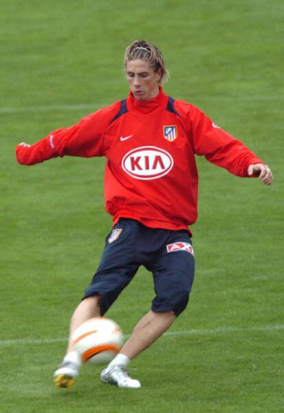 Fernando Torres, durante la última sesión antes del <i>derby.</i>