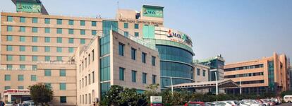 El Max Super Speciality Hospital Shalimar Bag en Nueva Deli.
