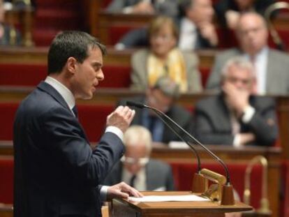 Manuel Valls durante seu discurso na Assembleia Nacional em Paris.