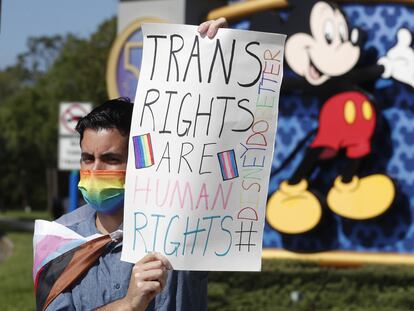 Protesta de empleados de Disney el pasado martes ante la sede de la compañía en California.
