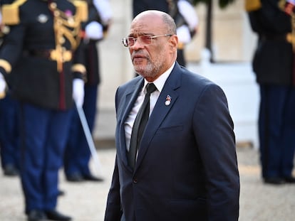 Ariel Henry, entonces Primer Ministro de Haití, llega a la Cumbre del Nuevo Pacto Financiero Mundial, en París, en junio de 2023.