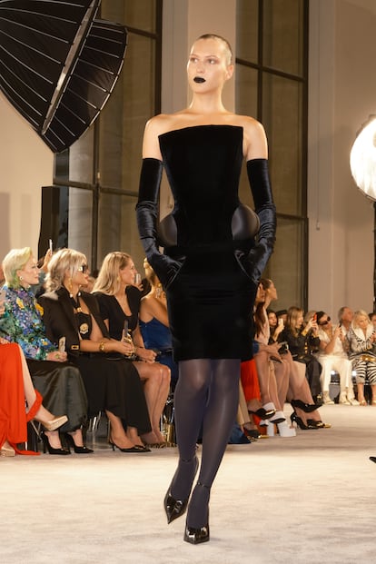 SCHIAPARELLI ALTA COSTURA O-I 2025/26 Desfile