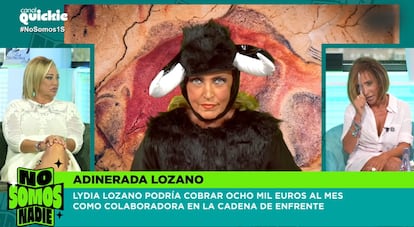 Belén Esteban (derecha) y María Patiño (izquierda) hablan sobre Lydia Lozano en 'No somos nadie'.
