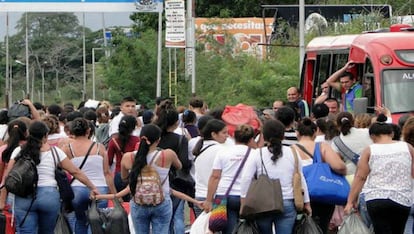 En julio de 2016, unas 500 mujeres venezolanas cruzaban a la ciudad colombiana de C&uacute;cuta desde el pa&iacute;s vecino.