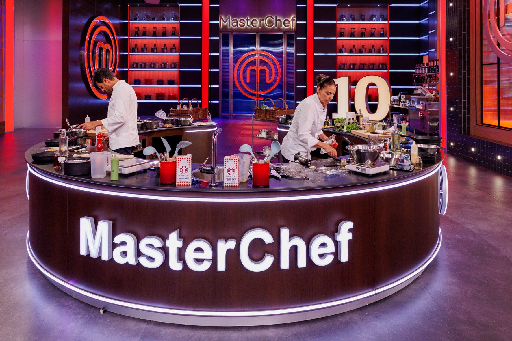 Miguel Torres y Mariló Montero, en la final de 'MasterChef Celebrity'.