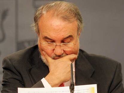 El ministro de Economía y Hacienda, Pedro Solbes, el viernes.