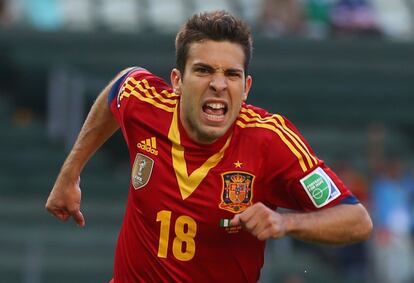 Jordi Alba celebra su gol, el primero de España.