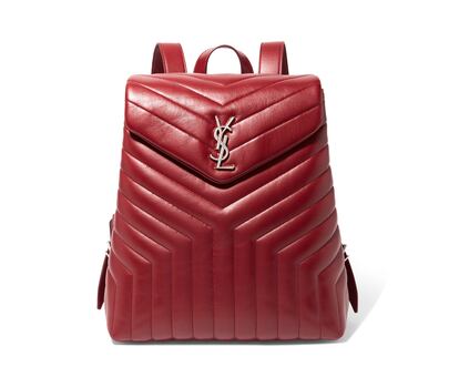 Mochila acolchada de cuero de Saint Laurent disponible en net-a-porter.com (1,590euros)