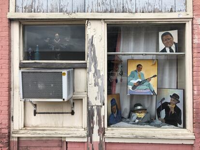  Fachada en una calle de Clarksdale, un tarde a finales de julio.