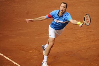 El francés Michael Llodra durante los ocatovs de final del Open de Madrid.