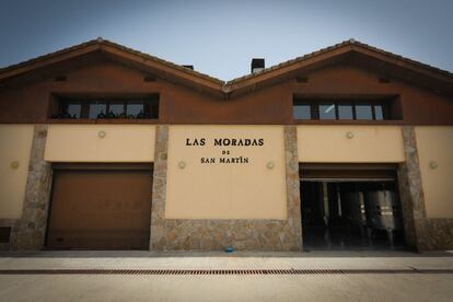 Fachada de las instalaciones de la Bodega Las Moradas.