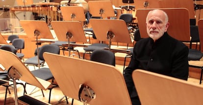 El promotor de Ibermúsica, Alfonso Aijón, en el Auditorio Nacional de Madrid, en febrero de 2015.