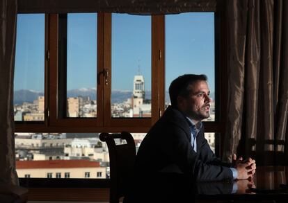 Alberto Garzón, en la sede del ministerio durante la entrevista. 