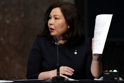 A tenente-coronel e senadora Tammy Duckworth.