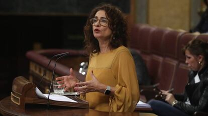 La ministra de Hacienda, Maria Jesus Montero, en el Congreso.