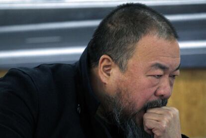 Ai Weiwei, ayer en su estudio en Pekín.