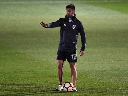 Gonzalo Martínez, durante un entrenamiento con River.