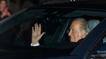 Juan Carlos I, a su llegada al palacio de El Pardo de Madrid, el martes, para asistir a la celebración familiar privada del 18º cumpleaños de la princesa Leonor.