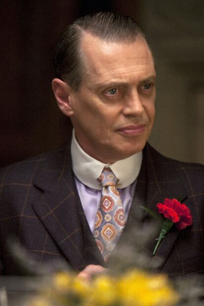 El actor Steve Buscemi en el papel del mafioso Nucky Thompson.