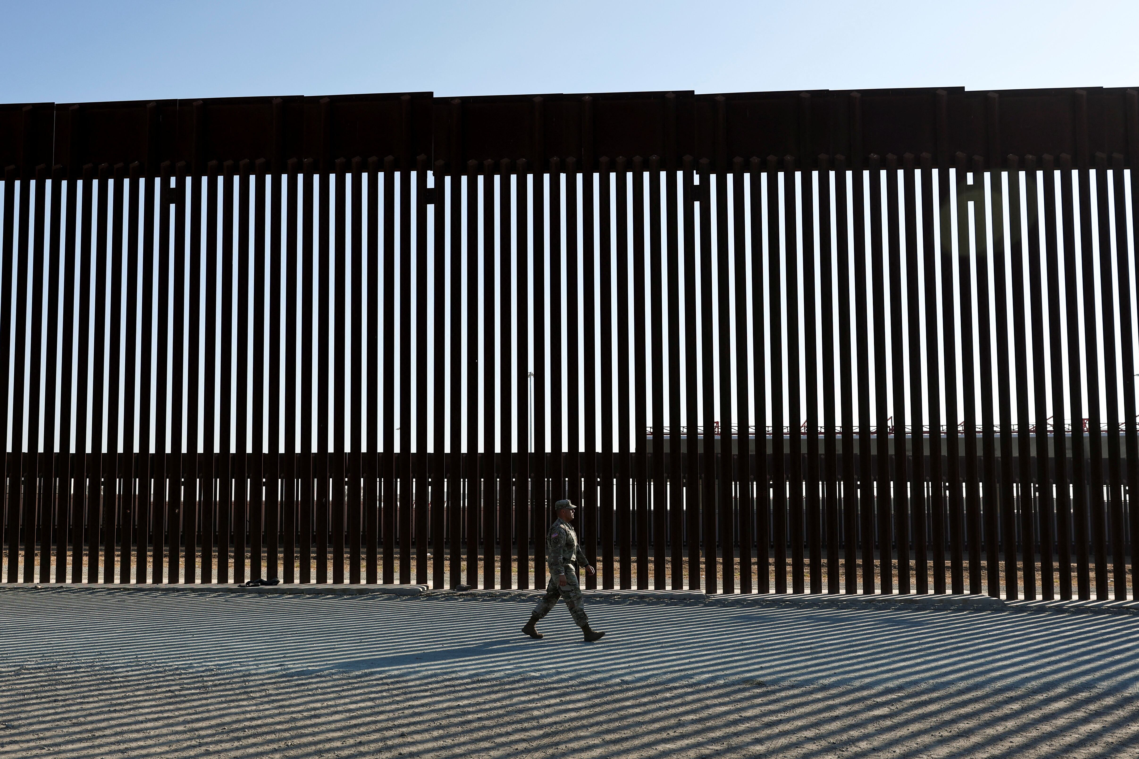 Trump nombra dos nuevos altos cargos para ejecutar su política de mano dura en inmigración