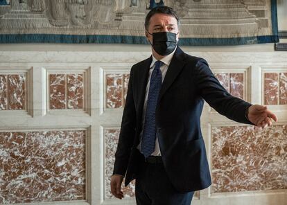 Matteo Renzi, líder de Italia Viva, en una rueda de prensa, este viernes en Roma.