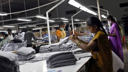 Trabajadoras de una empresa textil en Tirupur (India). 
