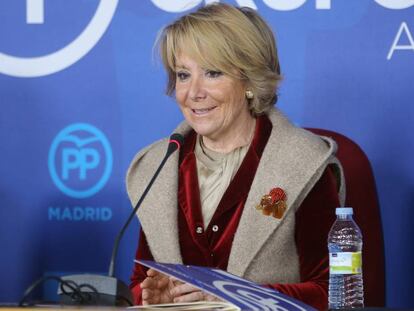 Esperanza Aguirre durante una rueda de prensa en el Ayuntamiento de Madrid, el pasado 12 de enero.