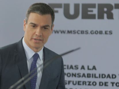 El presidente del Gobierno, Pedro Sánchez, en la rueda de prensa este domingo.