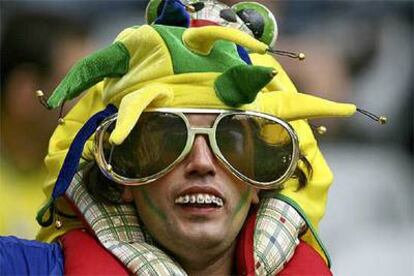 Un aficionado brasileño, ayer durante el partido de su selección ante Ghana.